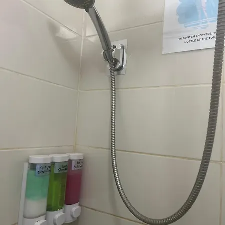 נאות הכיכר The Lowest Place On Earth B&B מראה חיצוני תמונה